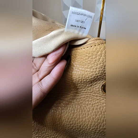 MCM Beige Leather Shoulder Bag - Picture 11 of 15
